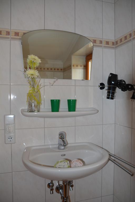 Apartamento Haus Erika Wagrain Habitación foto